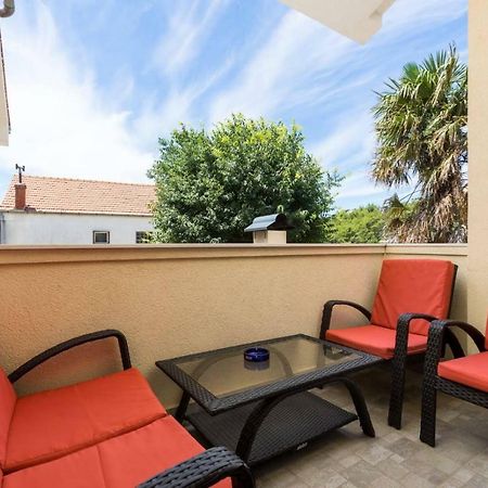 Apartmani Vinko Tribunj-Sovlje Tribalj Exteriör bild
